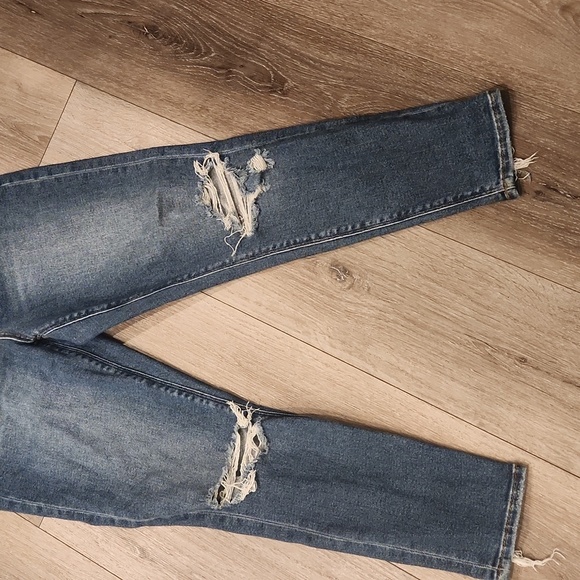 American Eagle Outfitters Women's Blue Distressed Jeans - Picture 3 of 8